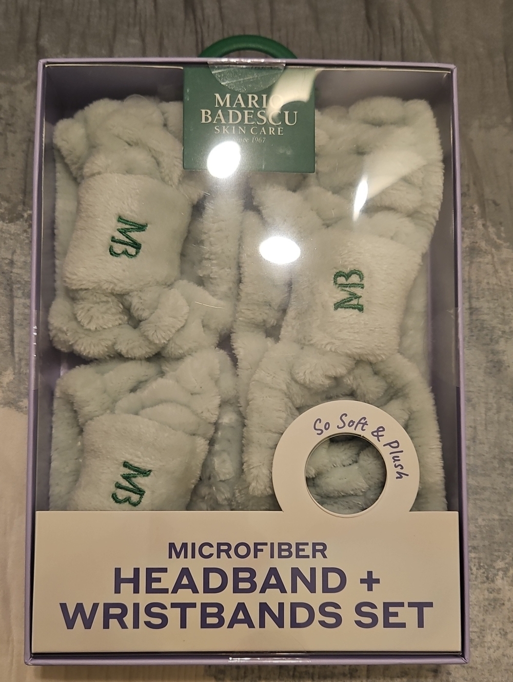 NWT Mario Badescu Microfiber Headband & Wristbands Skincare Set